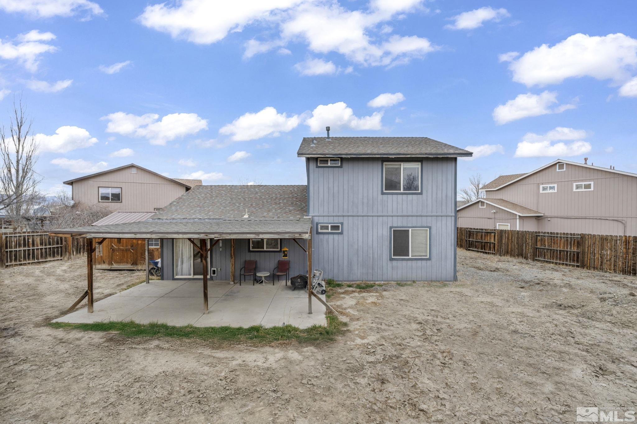 152 Desert Springs Court Fernley, NV 89408 - Photo 8 of 40 Photo 8