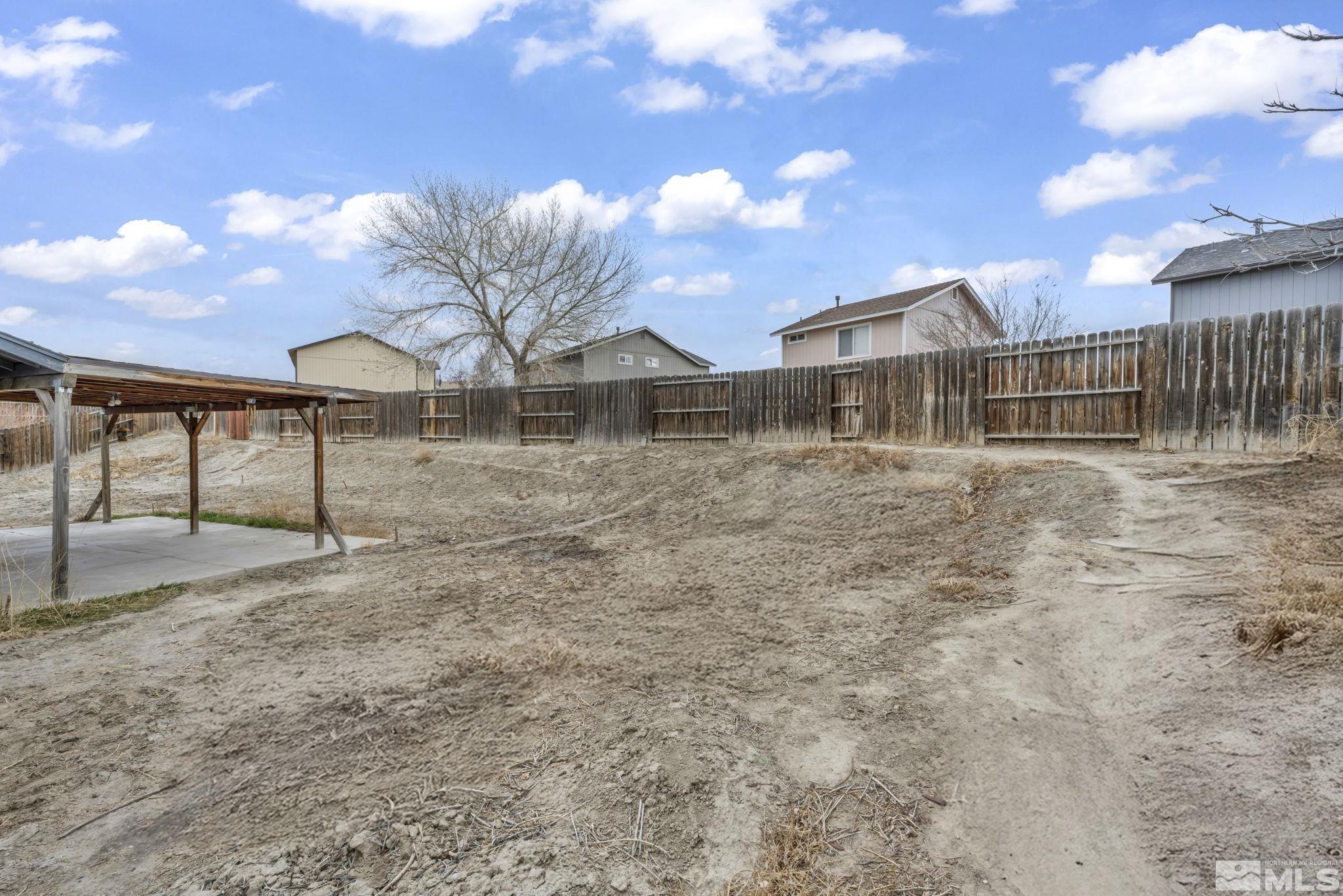 152 Desert Springs Court Fernley, NV 89408 - Photo 10 of 40 Photo 10
