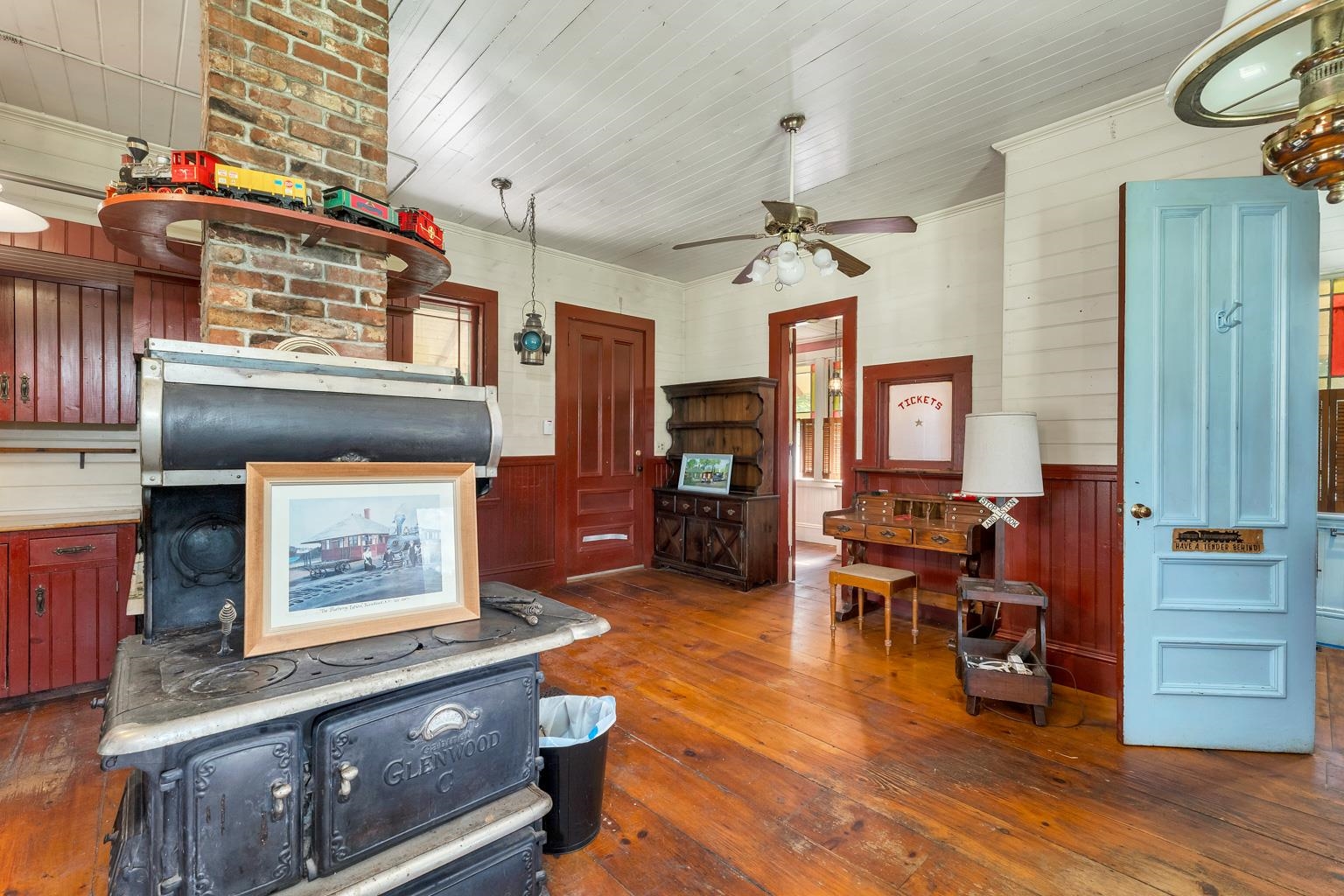 4 Hartshorn Road Barnstead, NH 03218 - Photo 4 of 28