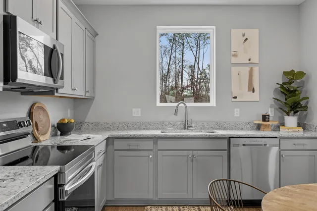 $1,850 | 1978 Addi Lane, Chattanooga, TN 37421