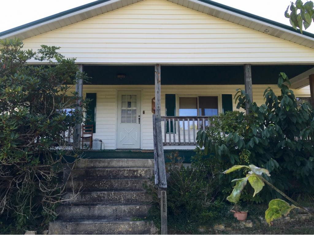 12249 Little Road Pound, VA 24279 - Photo 2 of 36 Photo 2