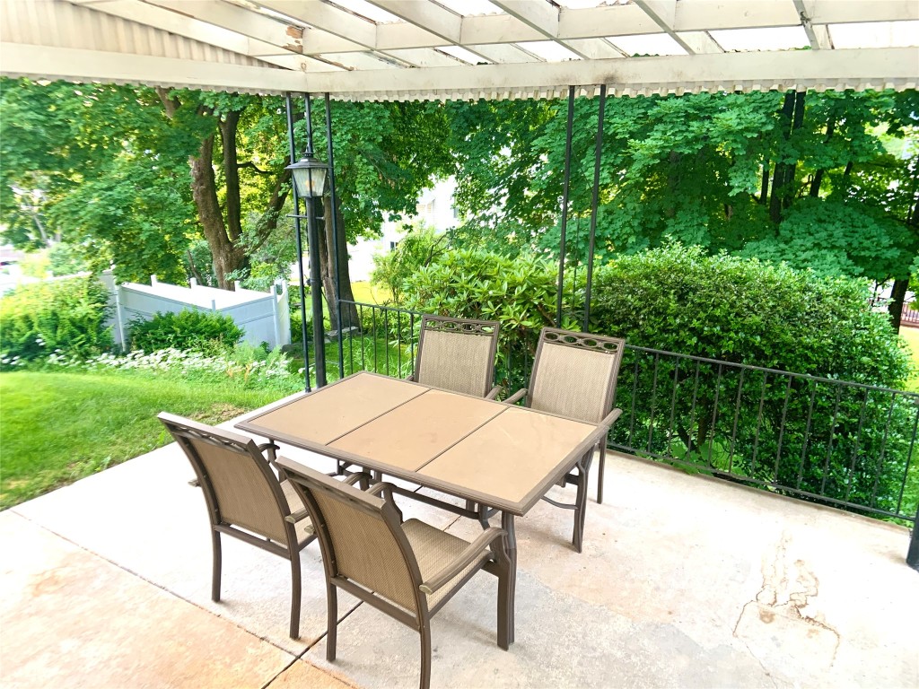 3 Penston Road Binghamton, NY 13903 - Photo 11 of 37