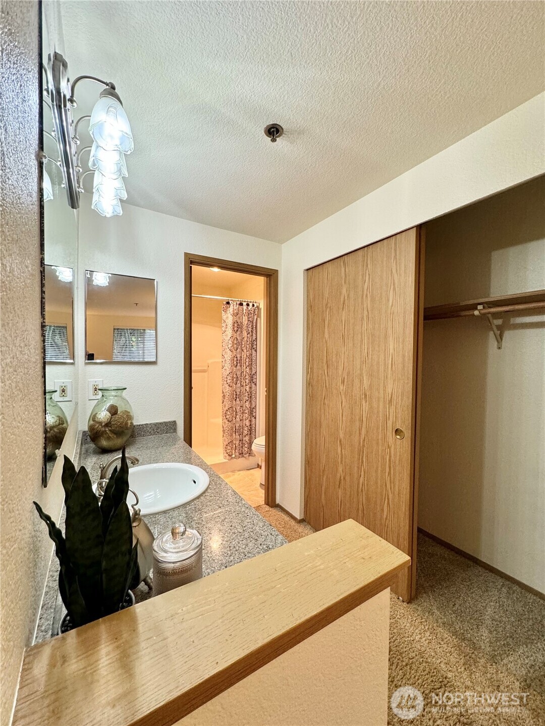 28606 16th Avenue South, Unit 102 Federal Way, WA 98003 - Photo 11 of 22 a living room with furniture
