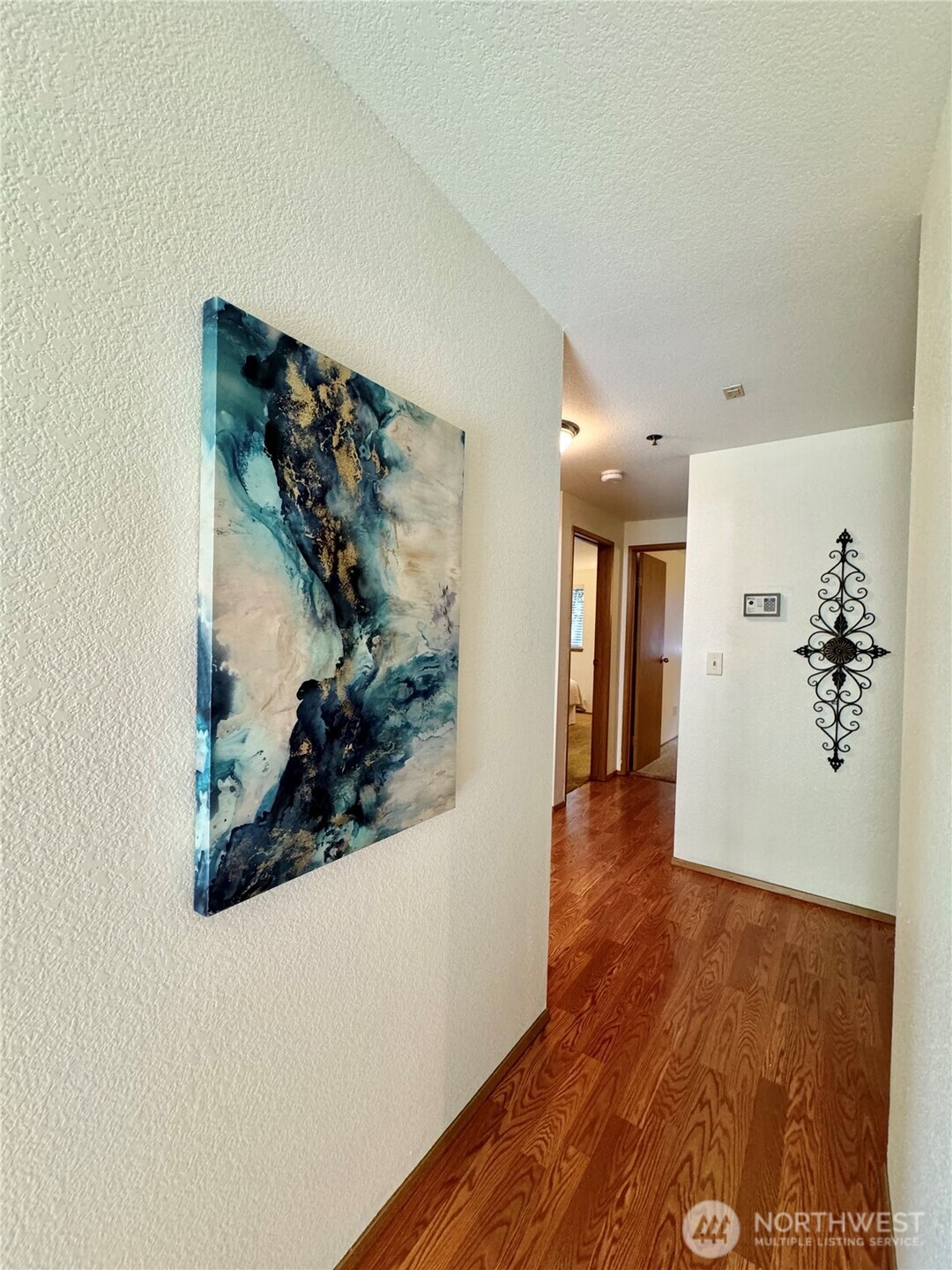 28606 16th Avenue South, Unit 102 Federal Way, WA 98003 - Photo 15 of 22 en view interior of the house and wooden floor