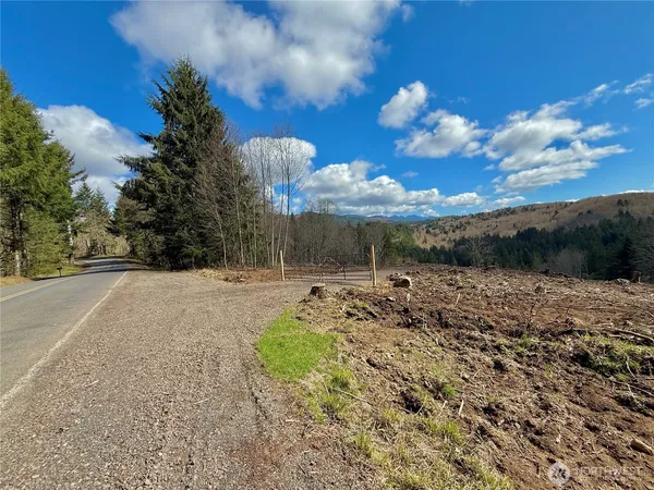 $109,900 | 418 August Road, Onalaska, WA 98570