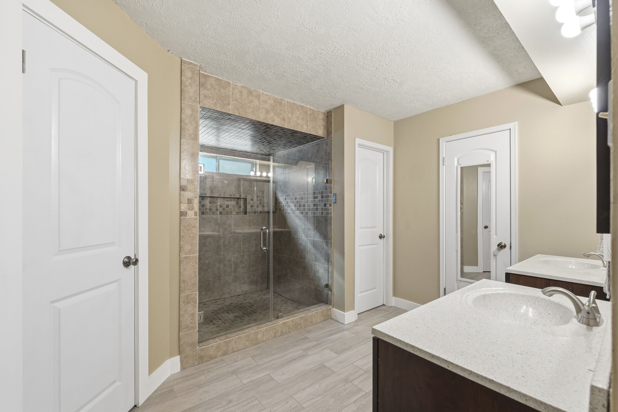 17603 Loring Lane Spring, TX 77388 - Photo 27 of 50 a bathroom with a sink and a mirror