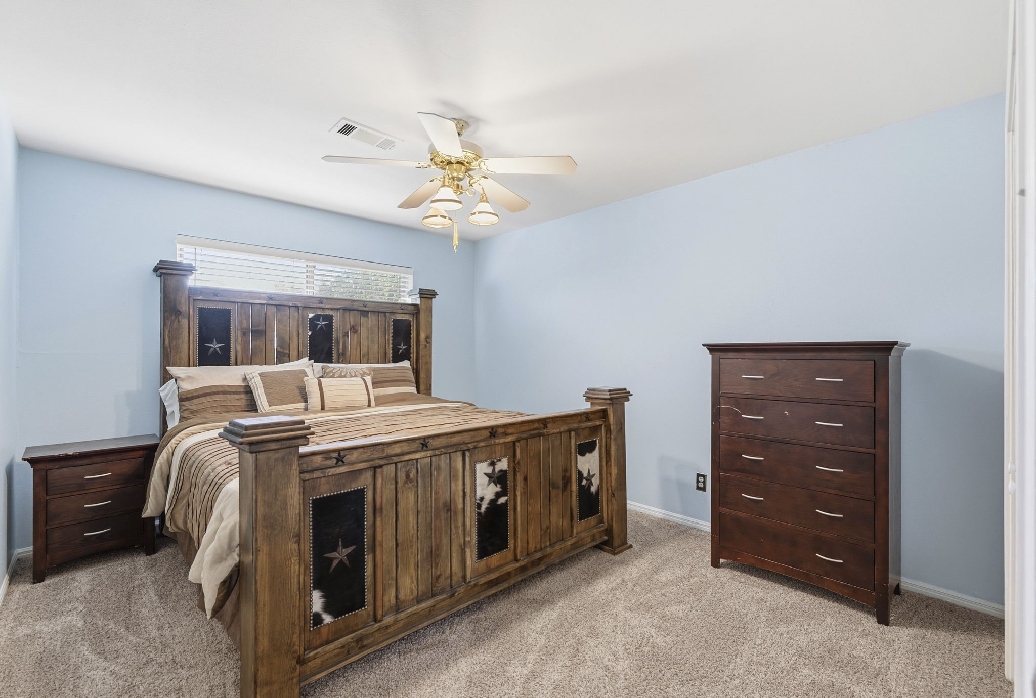 17603 Loring Lane Spring, TX 77388 - Photo 36 of 50 a view of a bedroom with washing machine