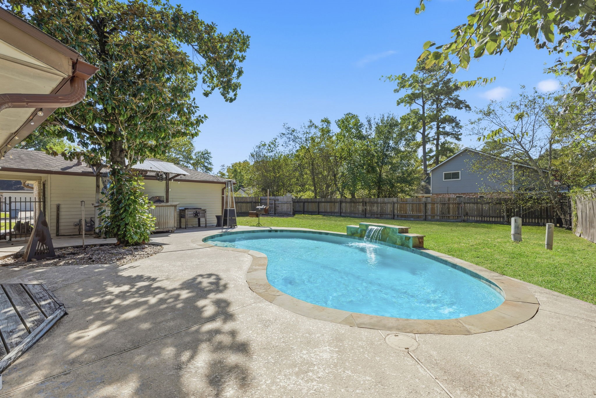 17603 Loring Lane Spring, TX 77388 - Photo 46 of 50 a view of a house with a swimming pool