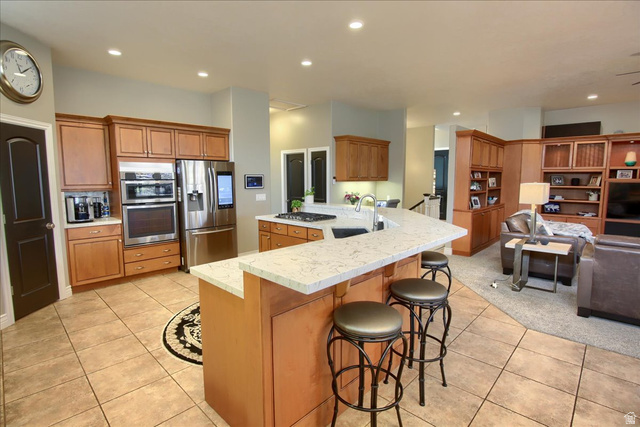 1653 East Crescent View Drive Sandy, UT 84092 - Photo 10 of 33