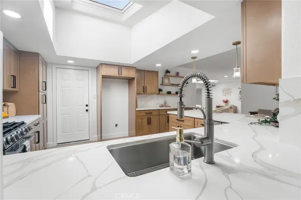 $1,425,000 | 13731 Claremont Street, Westminster, CA 92683
