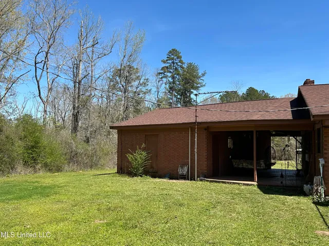 $129,000 | 27 Dogwood Drive, Silver Creek, MS 39663