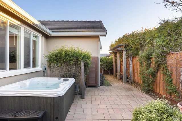 $849,000 | 5839 Kittyhawk Place, Rohnert Park, CA 94928