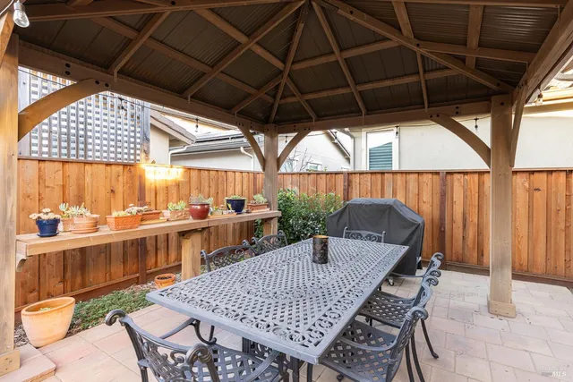 $849,000 | 5839 Kittyhawk Place, Rohnert Park, CA 94928