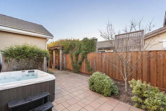 $849,000 | 5839 Kittyhawk Place, Rohnert Park, CA 94928