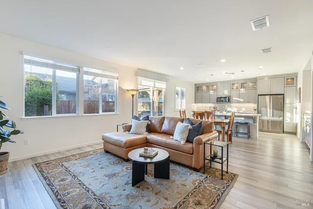 $849,000 | 5839 Kittyhawk Place, Rohnert Park, CA 94928