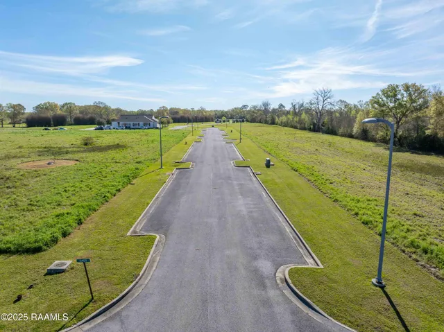 $2,000,000 | 100 Palms Hospital Drive, Abbeville, LA 70510