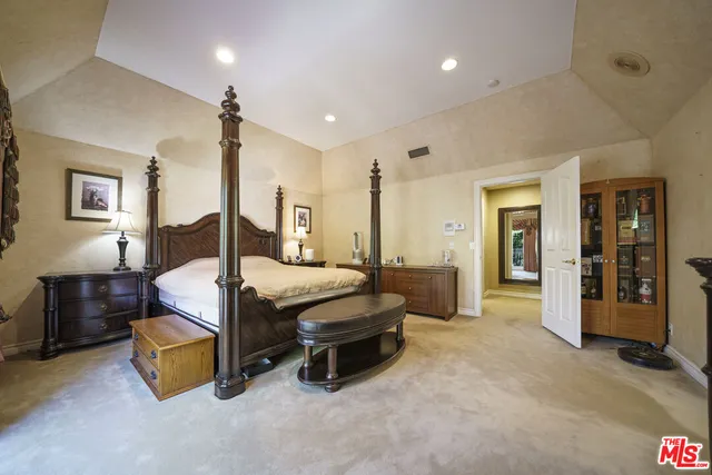 $1,778,800 | 2211 Cumberland Road, Glendora, CA 91741