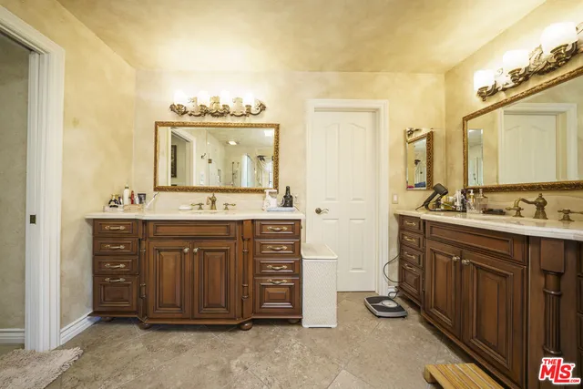 $1,778,800 | 2211 Cumberland Road, Glendora, CA 91741