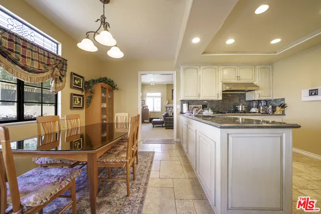 $1,778,800 | 2211 Cumberland Road, Glendora, CA 91741