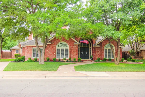 $675,000 | 8708 Savannah Avenue, Lubbock, TX 79424