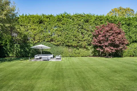 $9,700,000 | 52 & 54 Fithian Lane, East Hampton, NY 11937