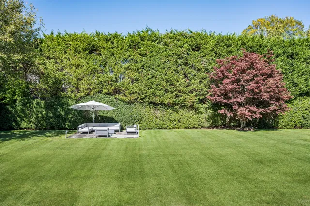 $9,700,000 | 52 & 54 Fithian Lane, East Hampton, NY 11937