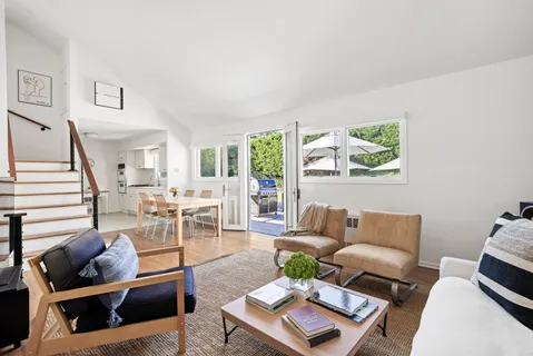 $8,795,000 | 52 & 54 Fithian Lane, East Hampton, NY 11937