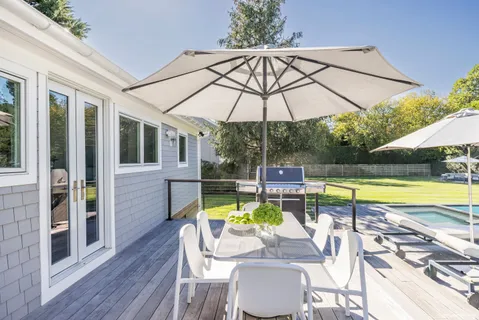$9,700,000 | 52 & 54 Fithian Lane, East Hampton, NY 11937