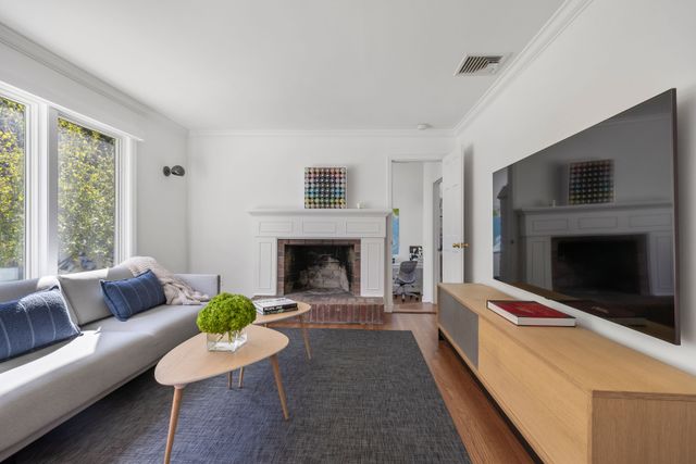 $9,700,000 | 52 & 54 Fithian Lane, East Hampton, NY 11937