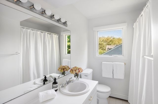 $9,700,000 | 52 & 54 Fithian Lane, East Hampton, NY 11937