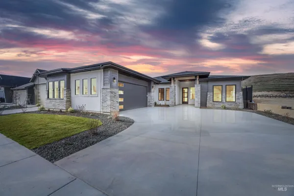 $1,029,900 | 7237 North Firhill Place, Eagle, ID 83616