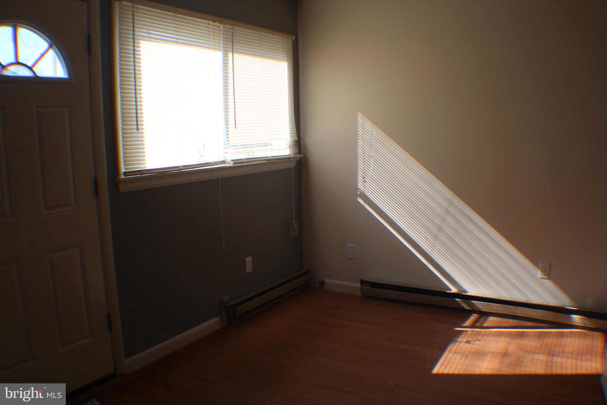 111 Tingle Road Berlin, MD 21811 - Photo 4 of 15 Dining Area