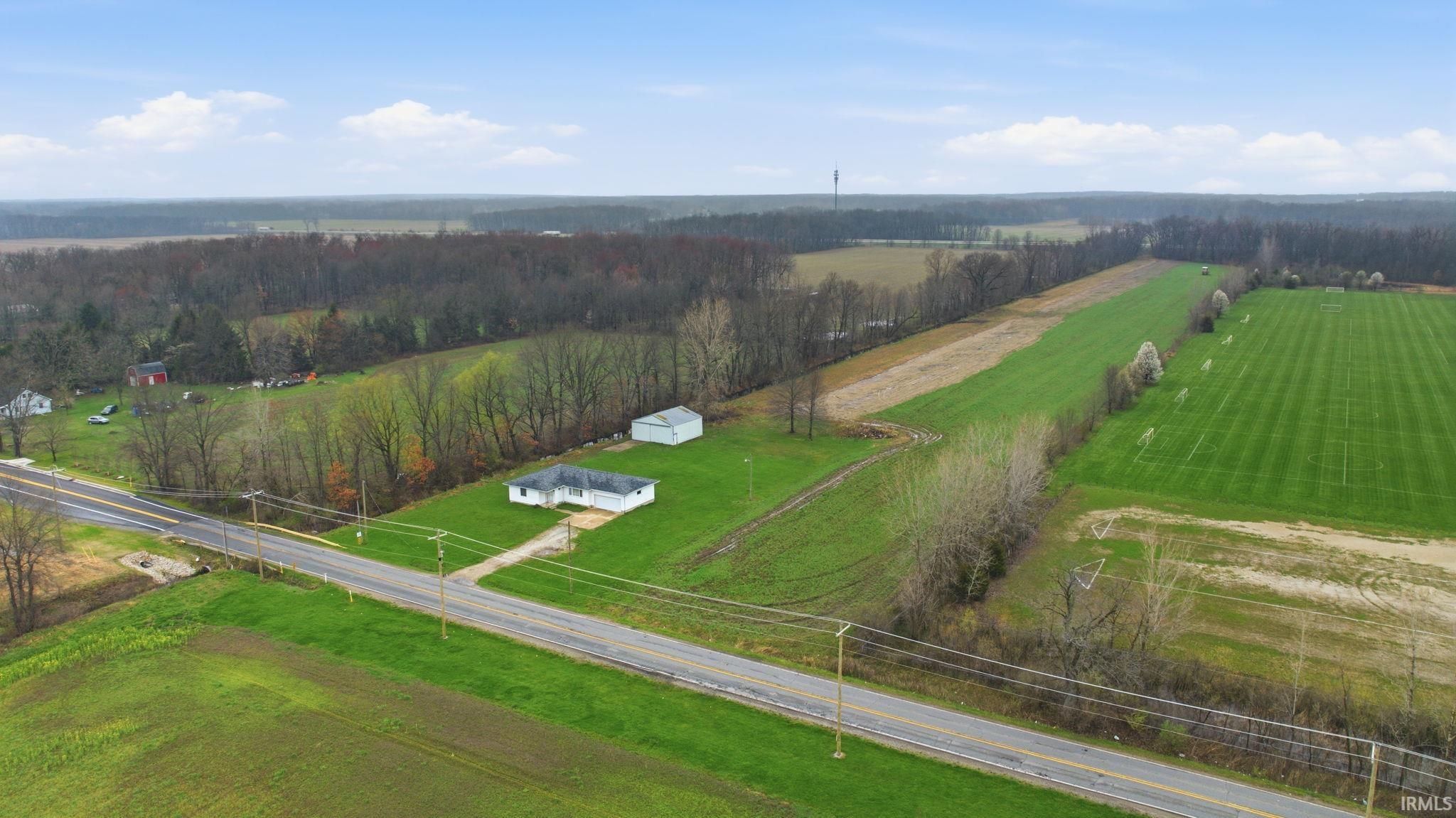 10641 Cleveland Road Granger, IN 46530 - Photo 5 of 9