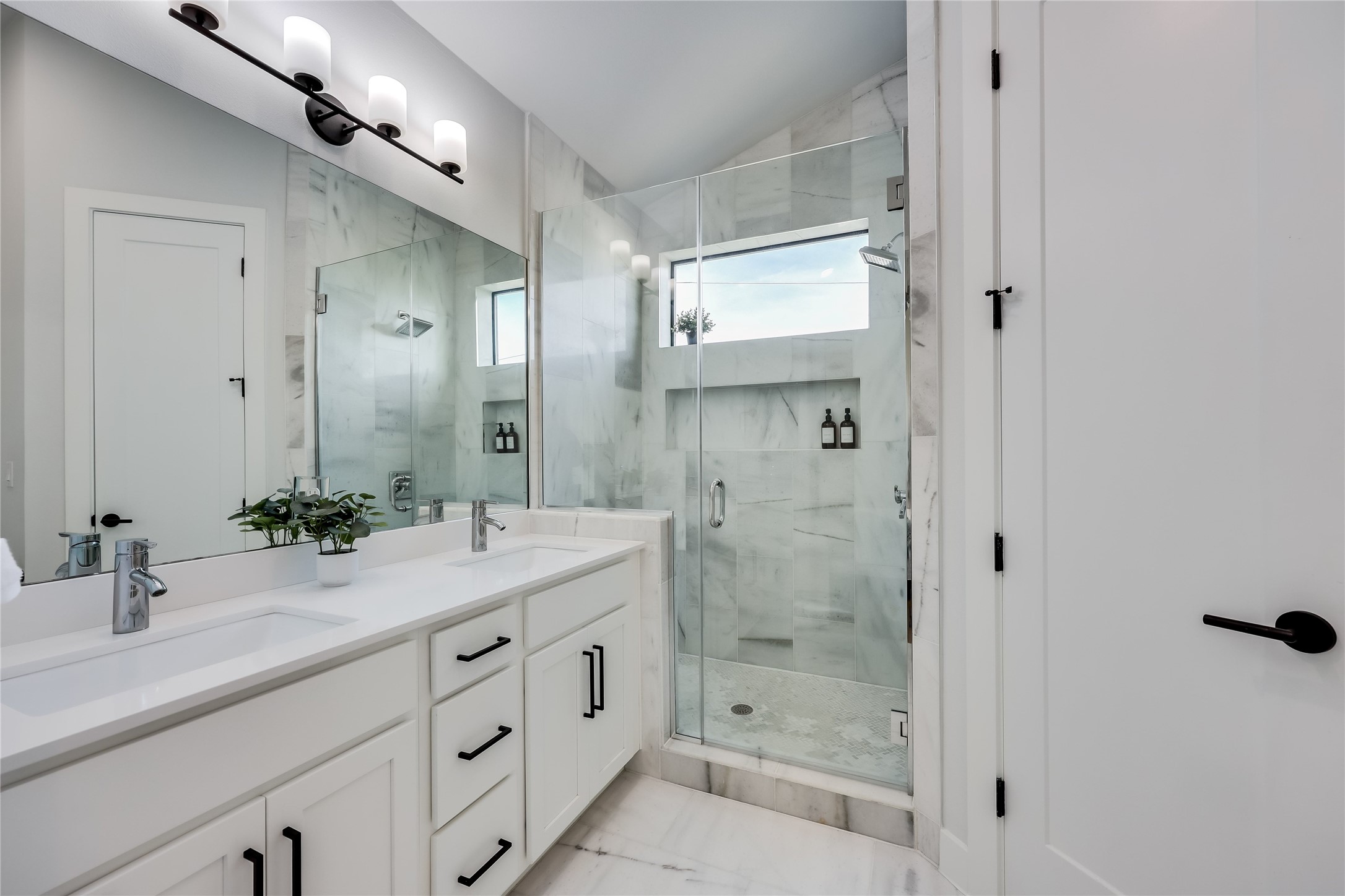 1208 Walnut Avenue, Unit 2 Austin, TX 78702 - Photo 21 of 35