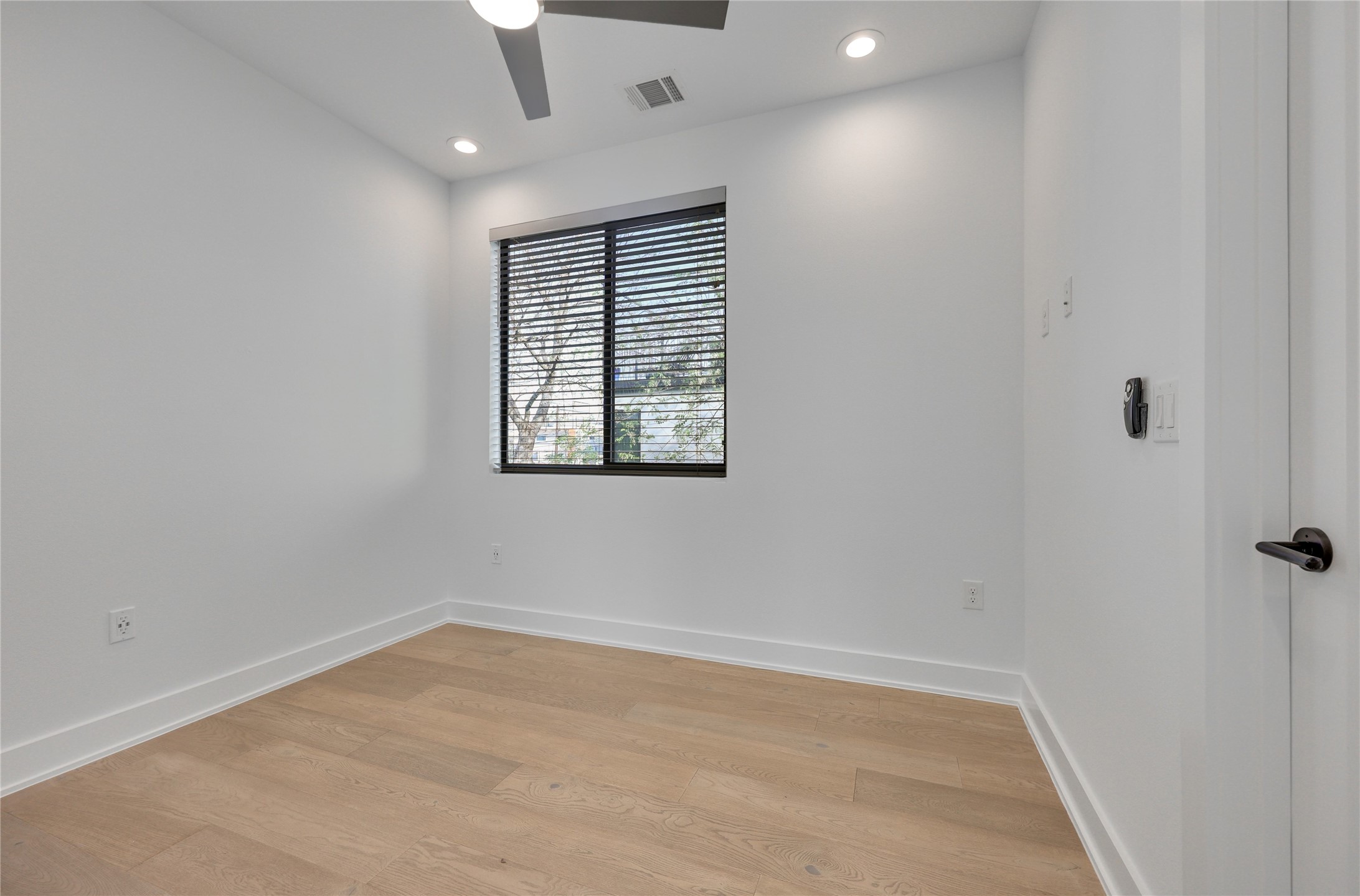 1208 Walnut Avenue, Unit 2 Austin, TX 78702 - Photo 24 of 35