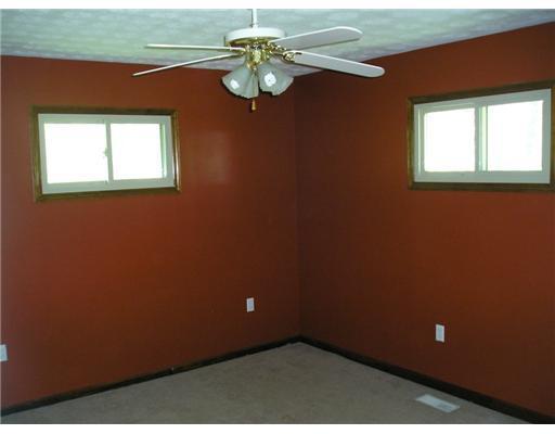 8051 Springfield Jamestown Road Springfield, OH 45502 - Photo 5 of 10