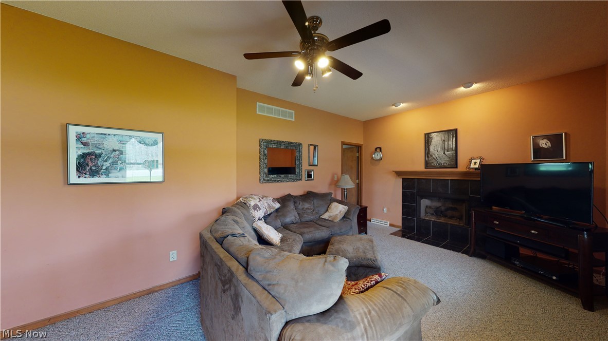1892 South Meridian Road Youngstown, OH 44511 - Photo 8 of 30 Gallery Image 8
