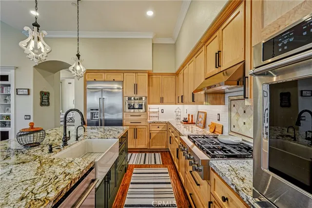 $2,095,000 | 3931 Ashwood Circle, Corona, CA 92881