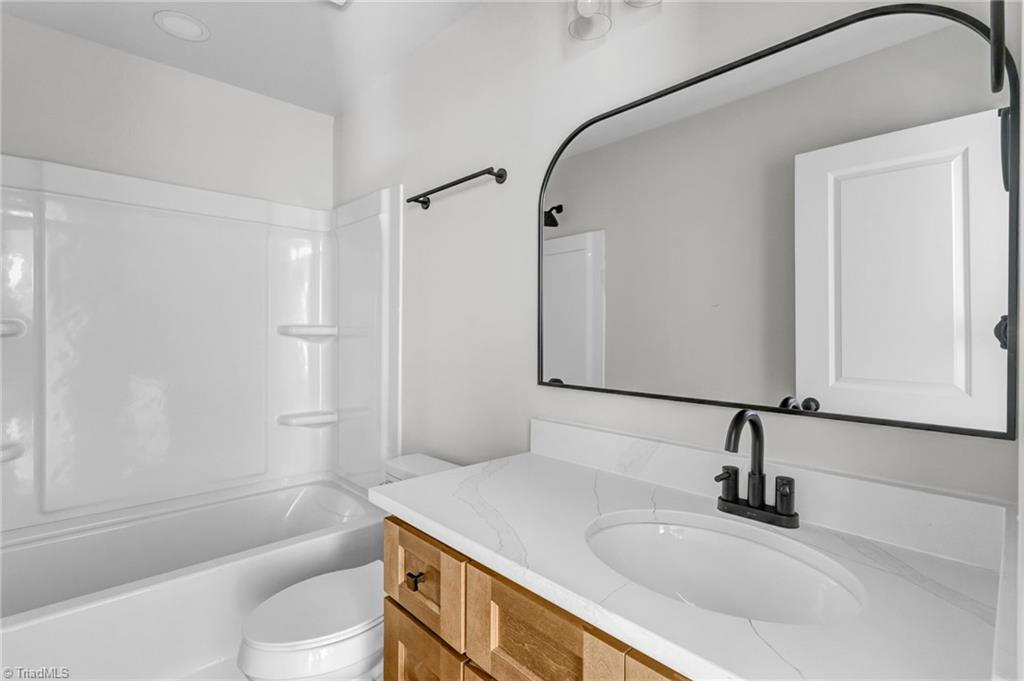 4096 St Johns Street High Point, NC 27265 - Photo 13 of 19