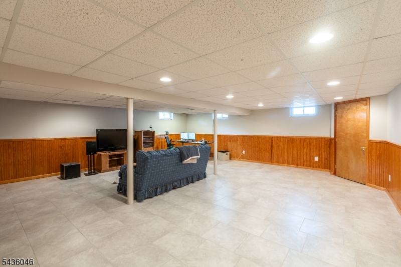 280 Farmer Road Bridgewater, NJ 08807 - Photo 22 of 27
