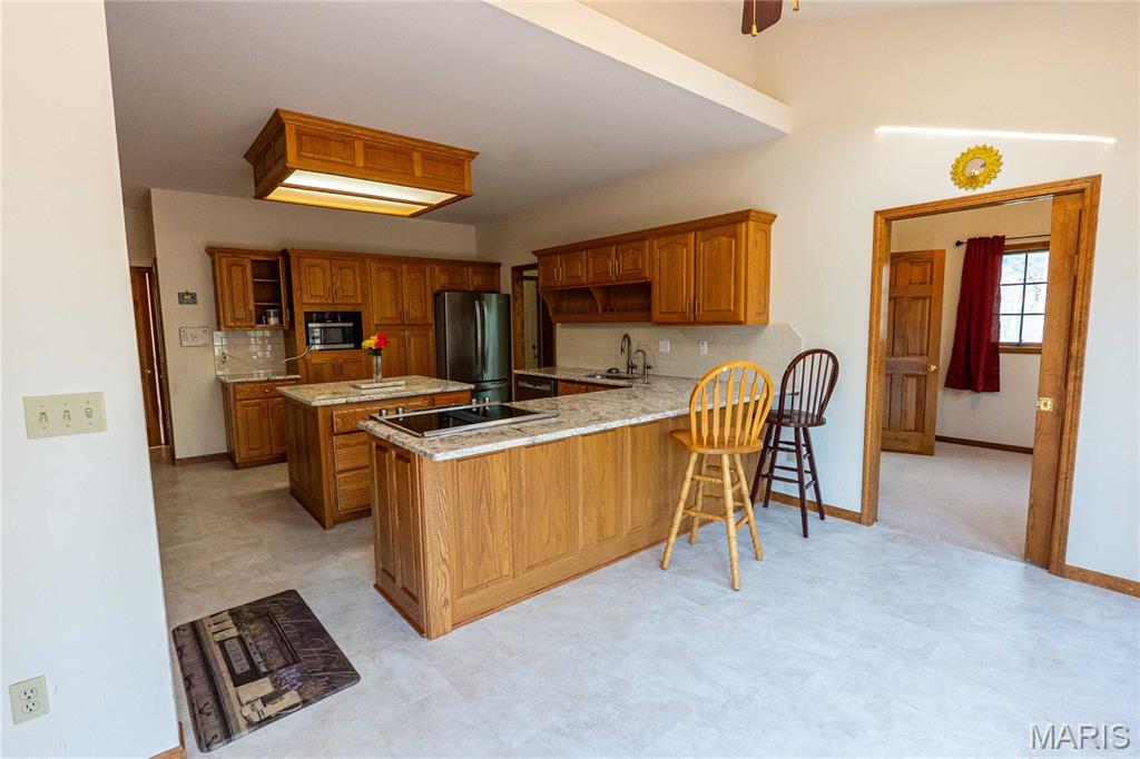 900 Country Lane Rolla, MO 65401 - Photo 13 of 83