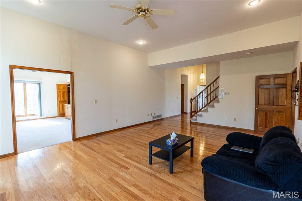 900 Country Lane Rolla, MO 65401 - Photo 7 of 83