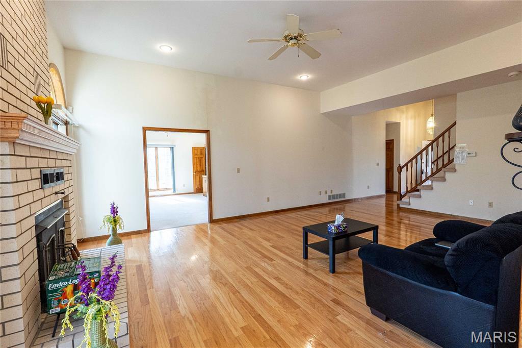 900 Country Lane Rolla, MO 65401 - Photo 8 of 83