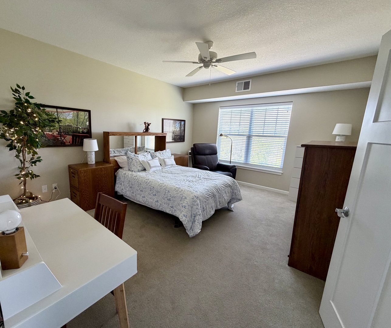 2592 Middle Road, Unit 315 Bettendorf, IA 52722 - Photo 10 of 20