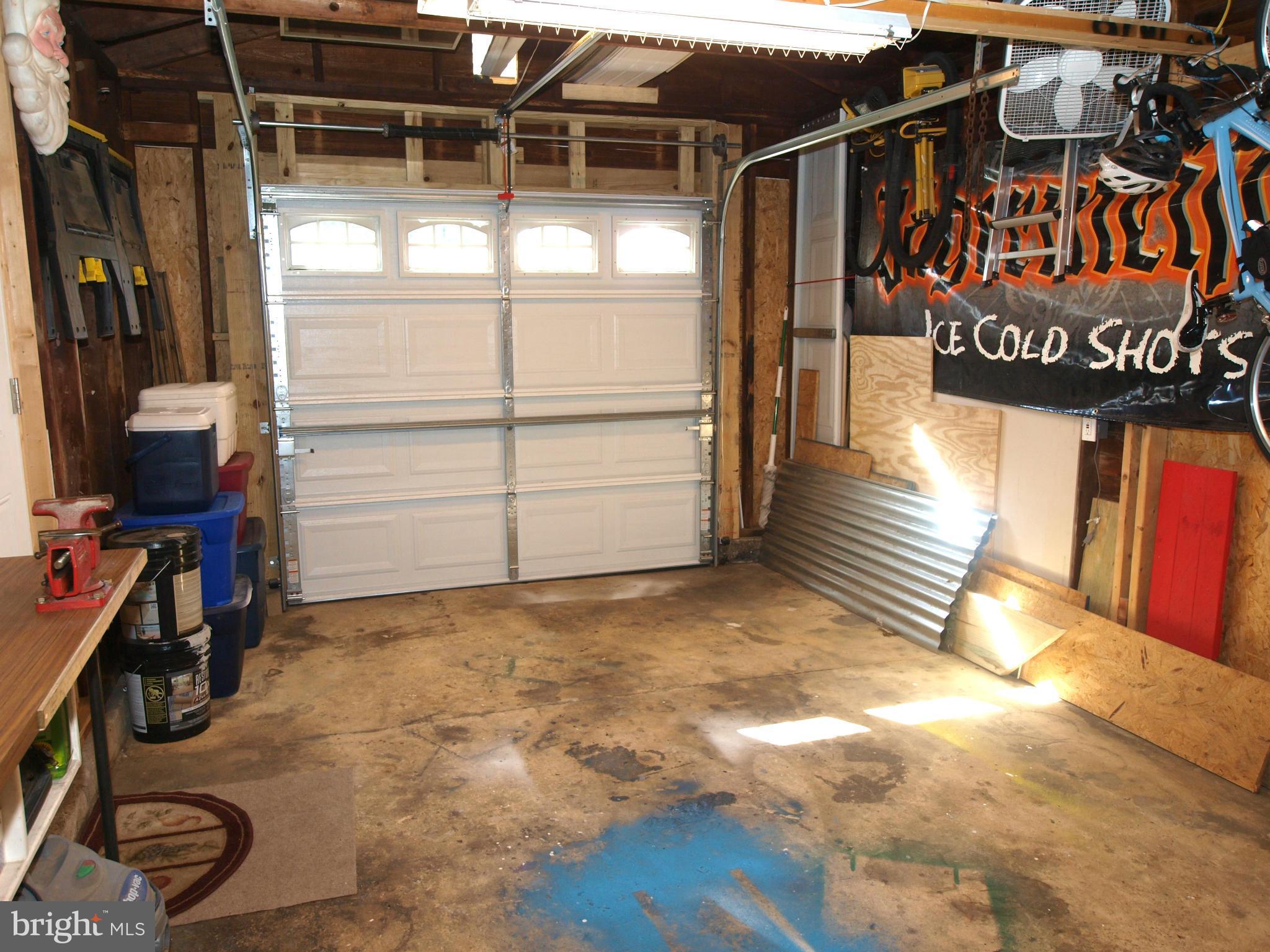 222 Lake Road Pasadena, MD 21122 - Photo 26 of 30 1 Car Garage