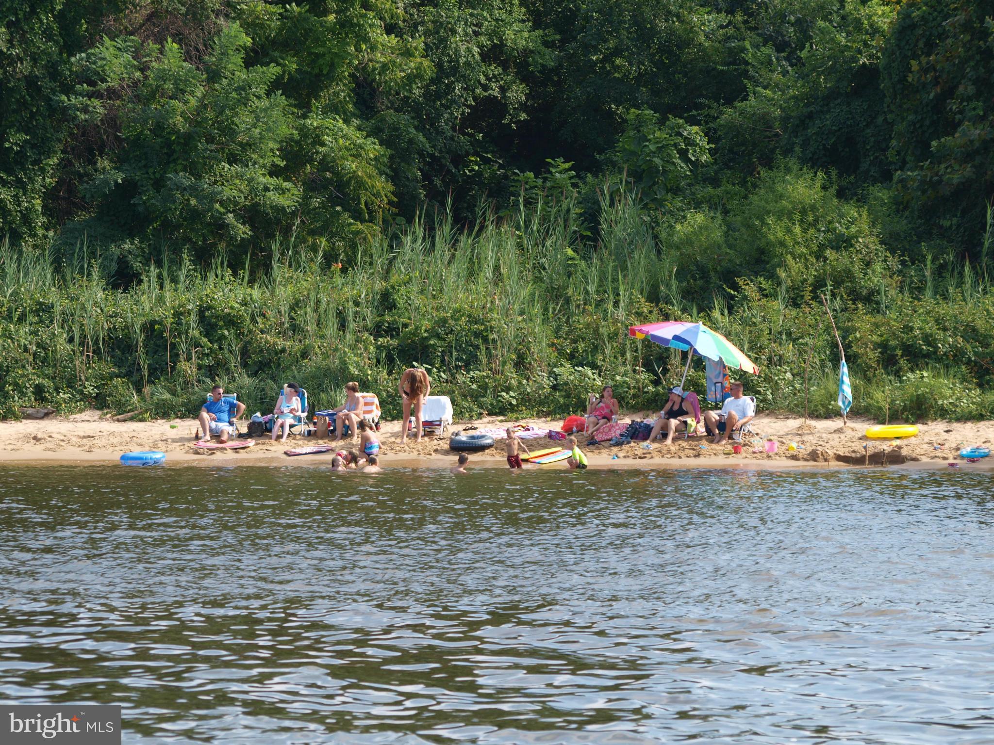 222 Lake Road Pasadena, MD 21122 - Photo 27 of 30 Community Beach