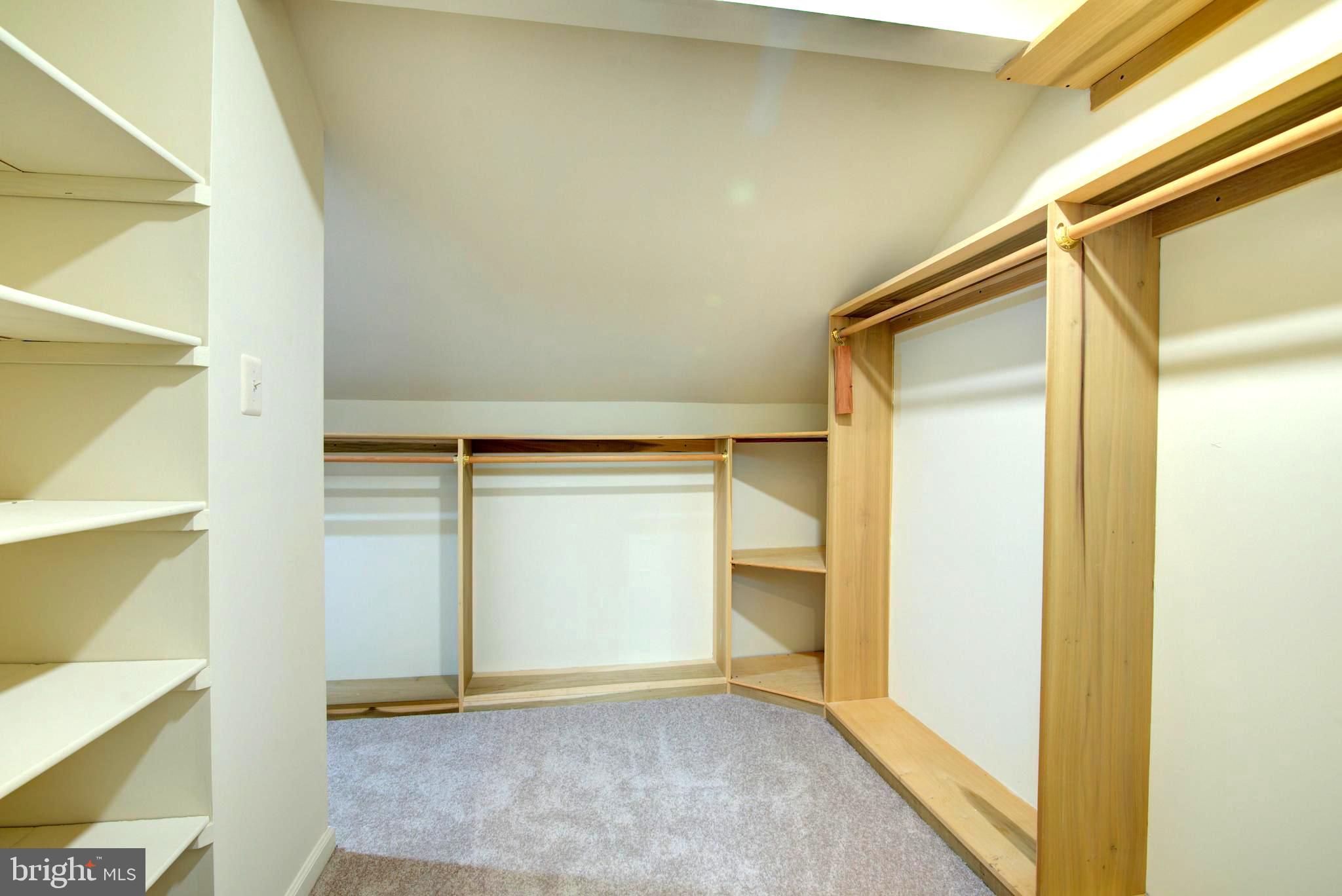 44 Carrollton Road Sterling, VA 20165 - Photo 36 of 72 Oversized Walk-In closet off of primary bathroom