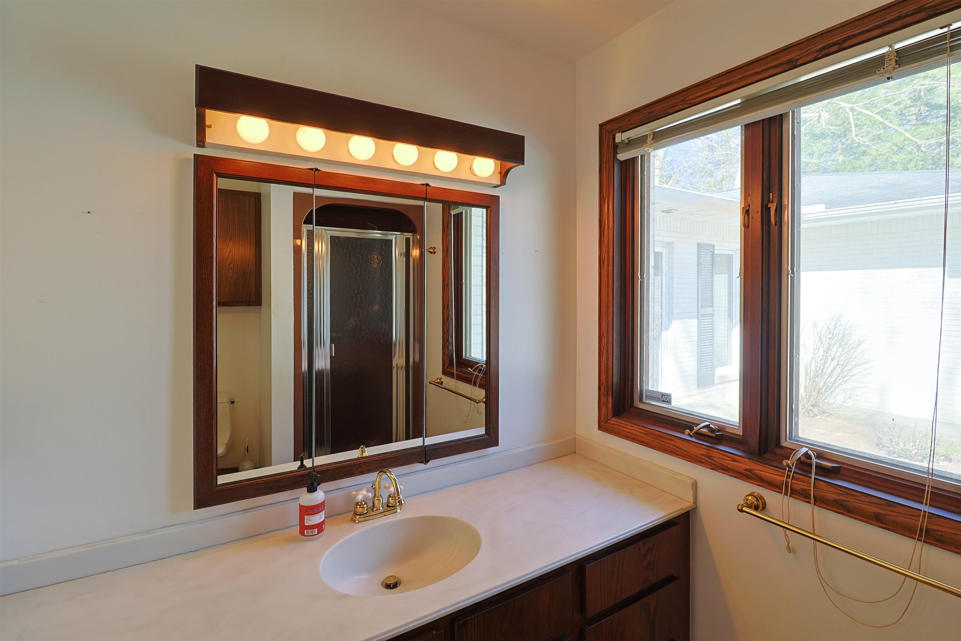 555 East Deerfield Road Mount Pleasant, MI 48858 - Photo 12 of 48