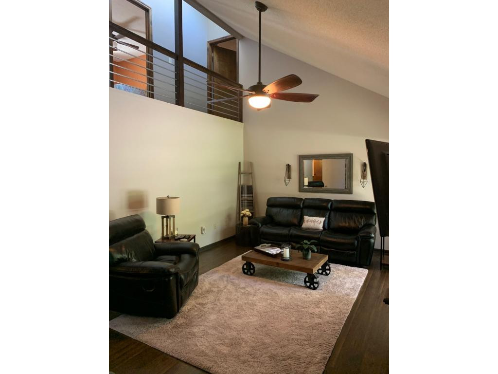 695 Rolling Hills Road Greeneville, TN 37743 - Photo 2 of 33 GREAT ROOM