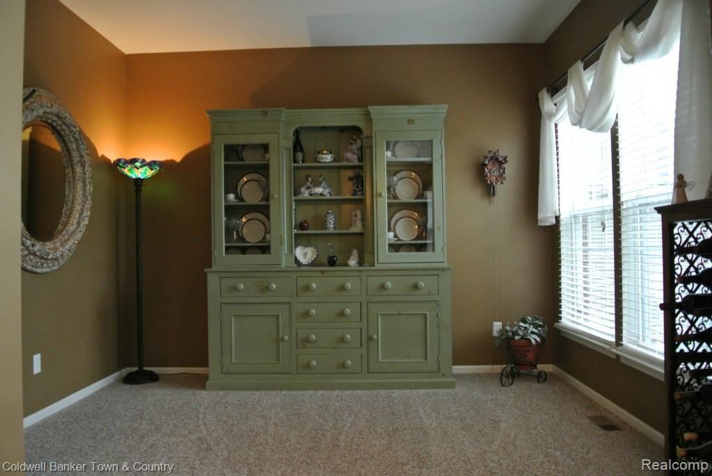 4245 Merriman Loop Howell, MI 48843 - Photo 13 of 40 DSC_1235.jpg
